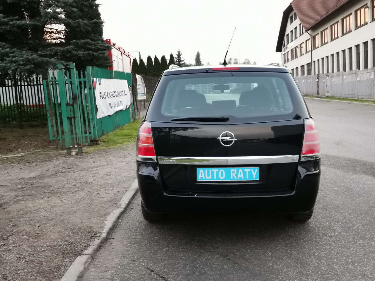 Opel Zafira 7os LPG FastCars Auta na raty bez BIK KRD